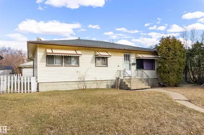 Interior photo 4 of 9007 149 ST NW