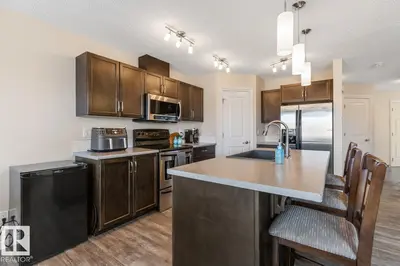 Interior photo 4 of 66 DUNLOP WD