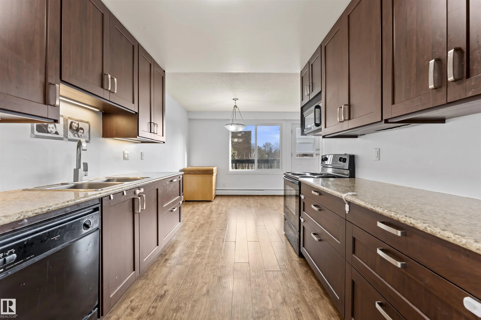 7825 159 ST NW, Edmonton - 3 bedroom Apartment for sale