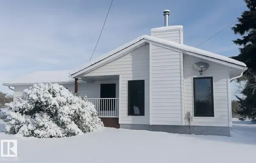 5402 54 AV, Andrew - $369,000