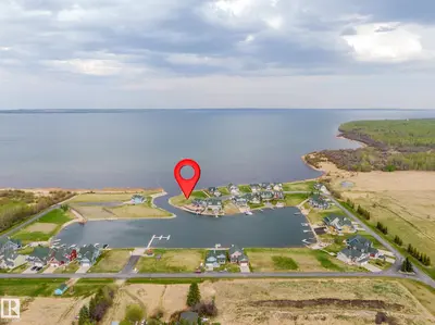 Interior photo 2 of 50 Sunset Harbour