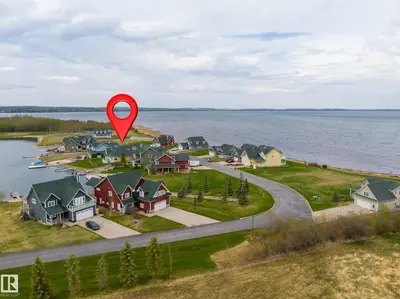 Interior photo 1 of 50 Sunset Harbour