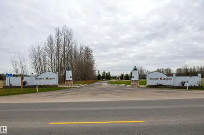 Interior photo 3 of 50 Sunset Harbour