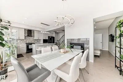 Interior photo 4 of 2043 51 ST SW