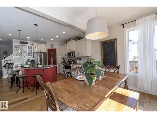 5315 17 AV SW, Edmonton - $629,900