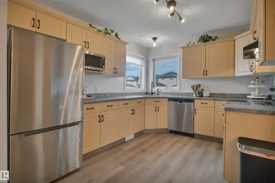 Interior photo 2 of 266 AVENA CI