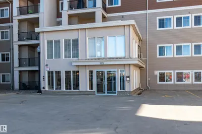 Interior photo 1 of #417 105 WEST HAVEN DR