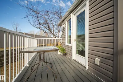 Interior photo 3 of #40 49 COLWILL BV