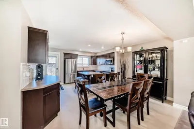 Interior photo 2 of 69 TONEWOOD BV