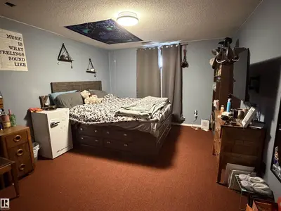 Interior photo 4 of 4204 43A Ave