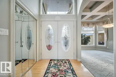 Interior photo 4 of 877 NOTTINGHAM BV