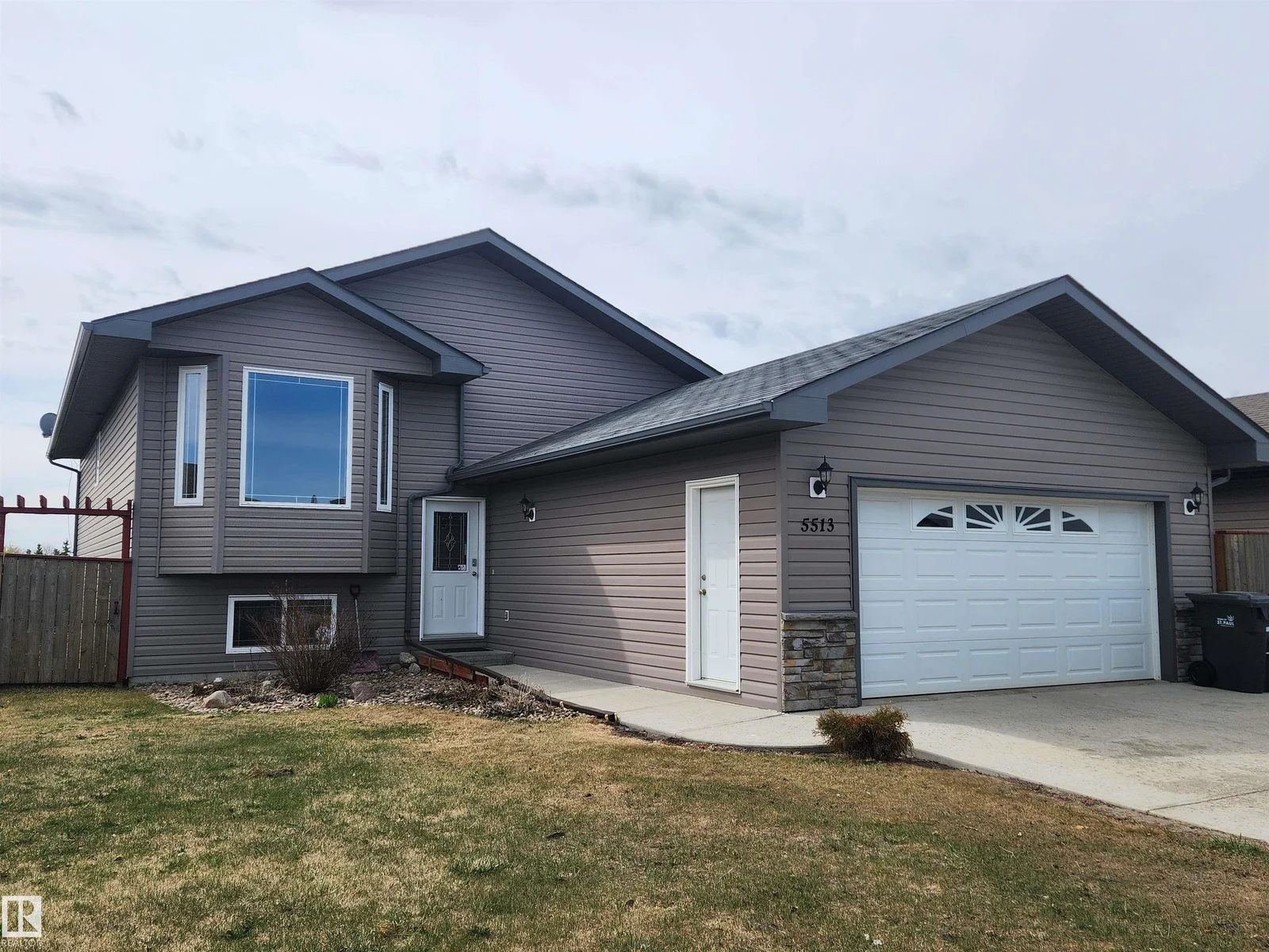 5513 55 AV, St. Paul Town - 5 bedroom Detached Single Family for sale