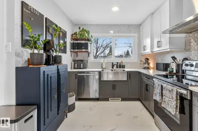 Interior photo 2 of 7408 92 AV NW