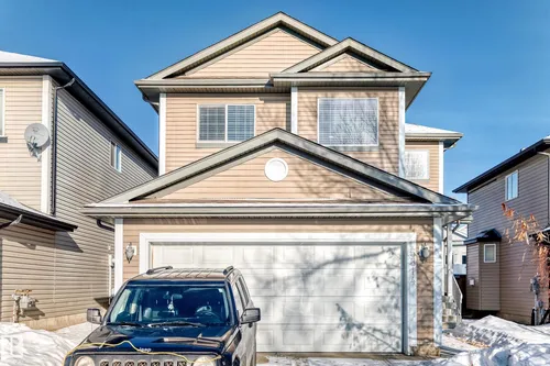 5814 165 AV NW, Edmonton - $521,000