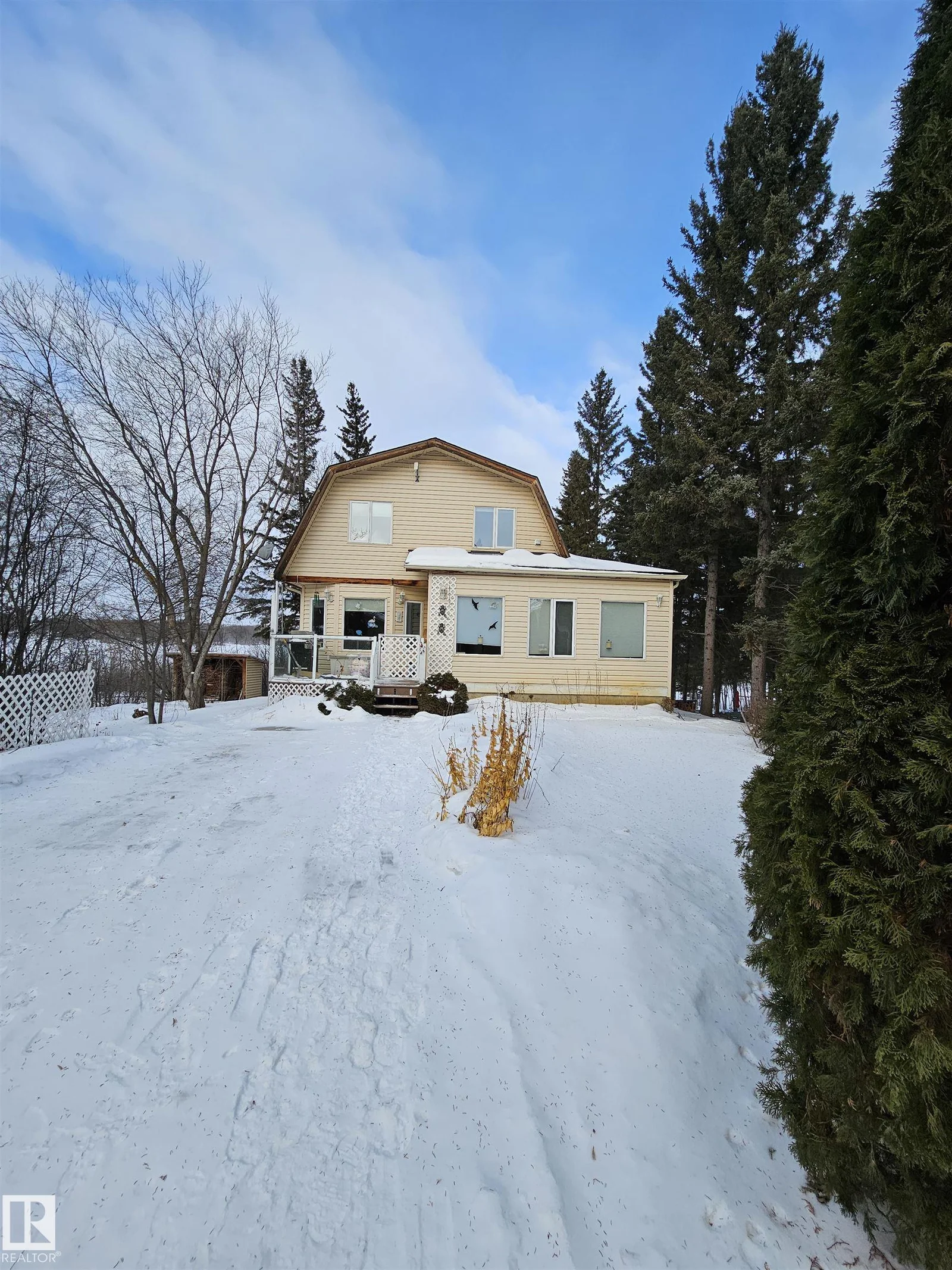 404, 59201 Range Road 95, Rural St. Paul County - 3 bedroom Detached Single Family for sale