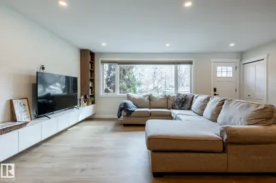 Interior photo 4 of 17 SPRUCE CR