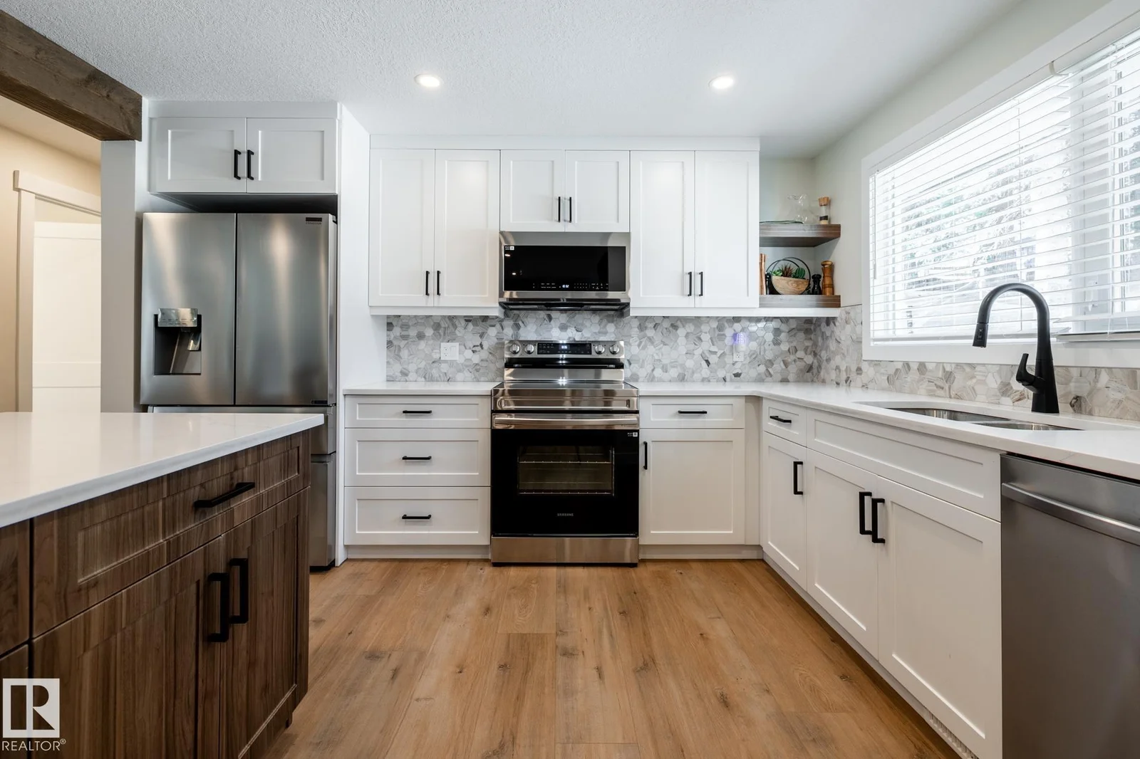 17 SPRUCE CR, St. Albert - 4 bedroom Detached Single Family for sale