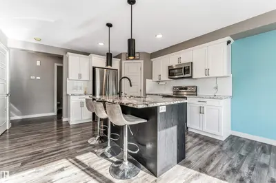 Interior photo 2 of 4812 37 ST