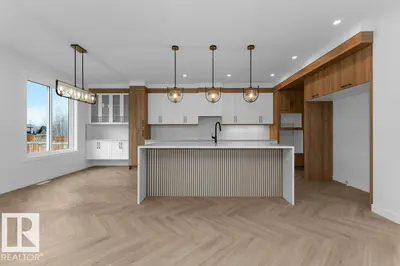 Interior photo 3 of 53 LILAC BA