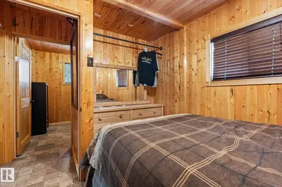 Interior photo 3 of 1028-1029 10 ST