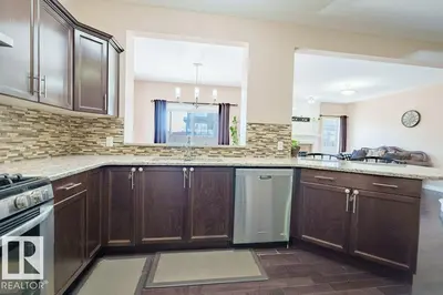 Interior photo 2 of 6103 18 AV SW