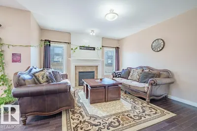 Interior photo 4 of 6103 18 AV SW