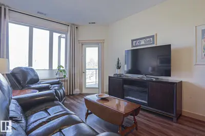 Interior photo 3 of #207 4075 CLOVER BAR RD