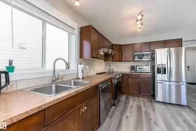 Interior photo 3 of 85 SUNROSE LN