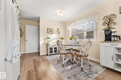 Interior photo 4 of 8214 93 AV