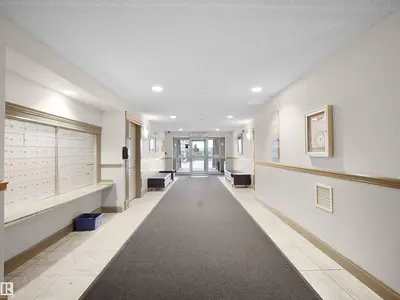 Interior photo 2 of #106 12660 142 Avenue AV NW