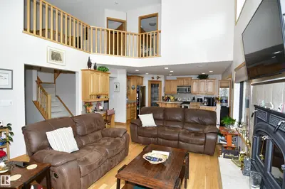 Interior photo 4 of 90 47411 Rge Rd 14