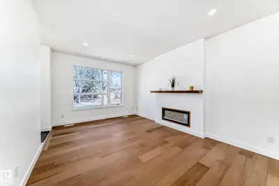 Interior photo 4 of 10721 70 AV NW