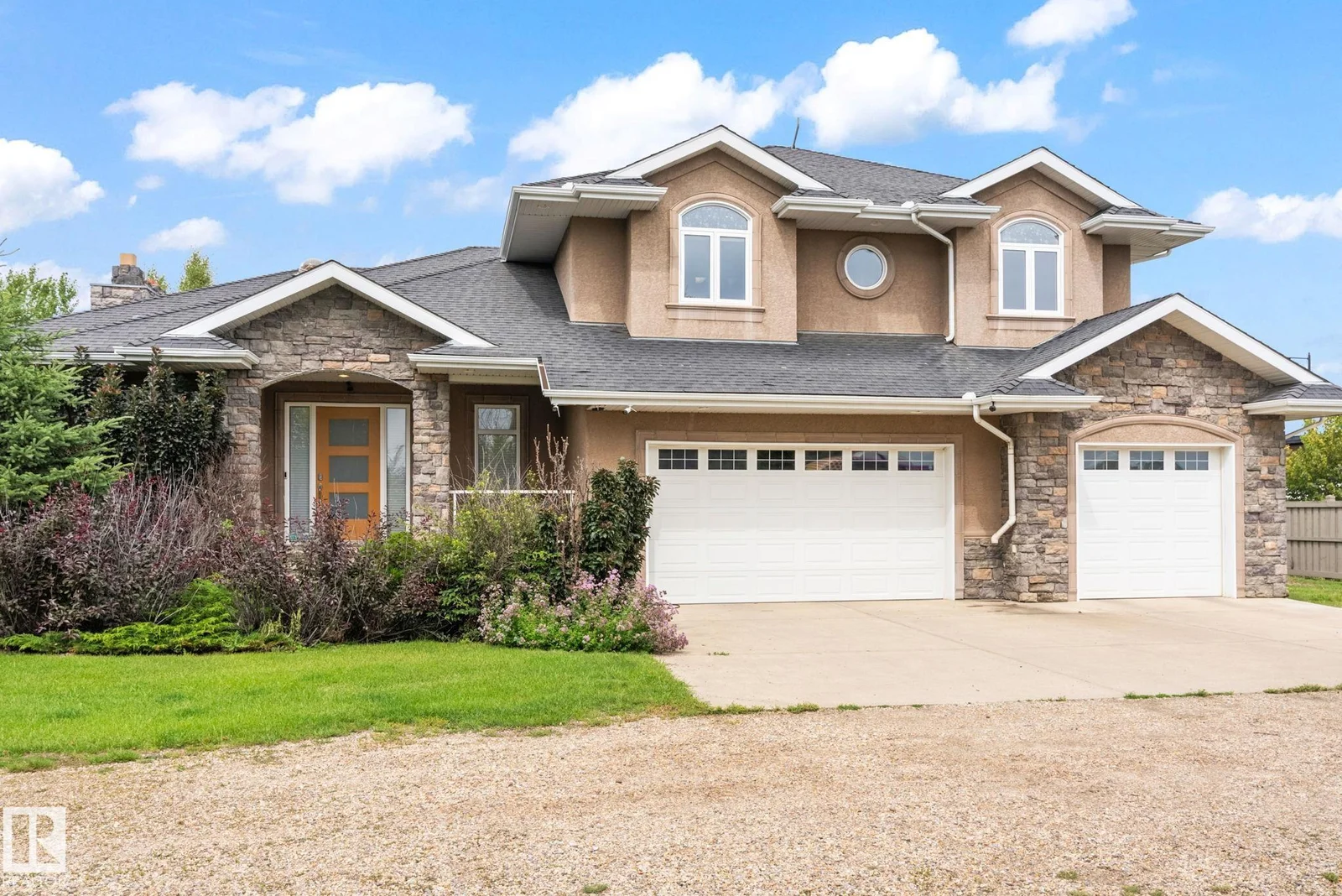 15860 41 AV SW, Edmonton - 5 bedroom Detached Single Family for sale