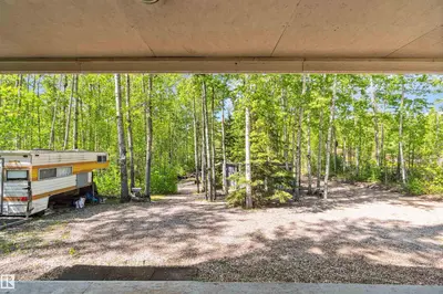 Interior photo 4 of 37 59316 Range Road 54