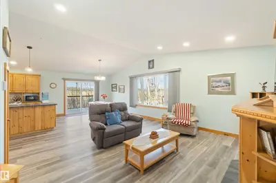 Interior photo 3 of 30 59209 Hwy 18