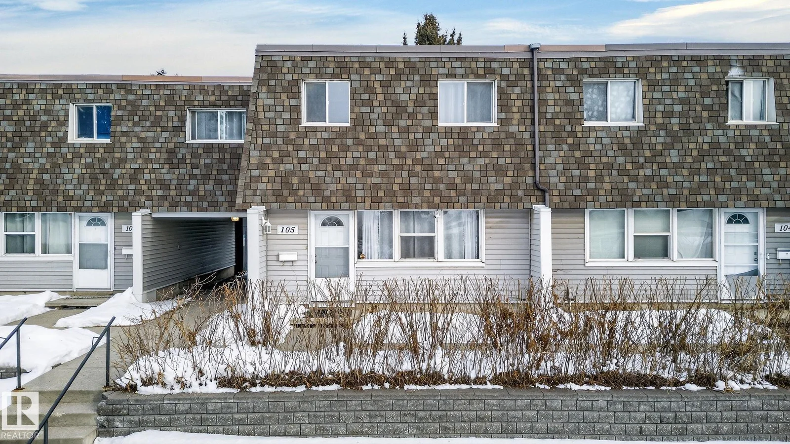 105 VILLAGE ON THE GREEN GR NW, Edmonton - 4 bedroom Townhouse for sale