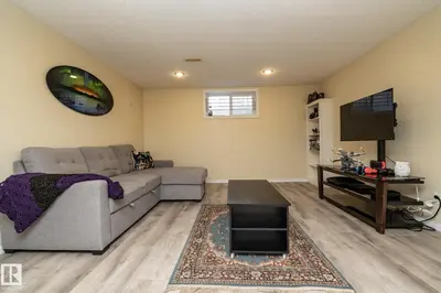 Interior photo 4 of 10103 108 ST