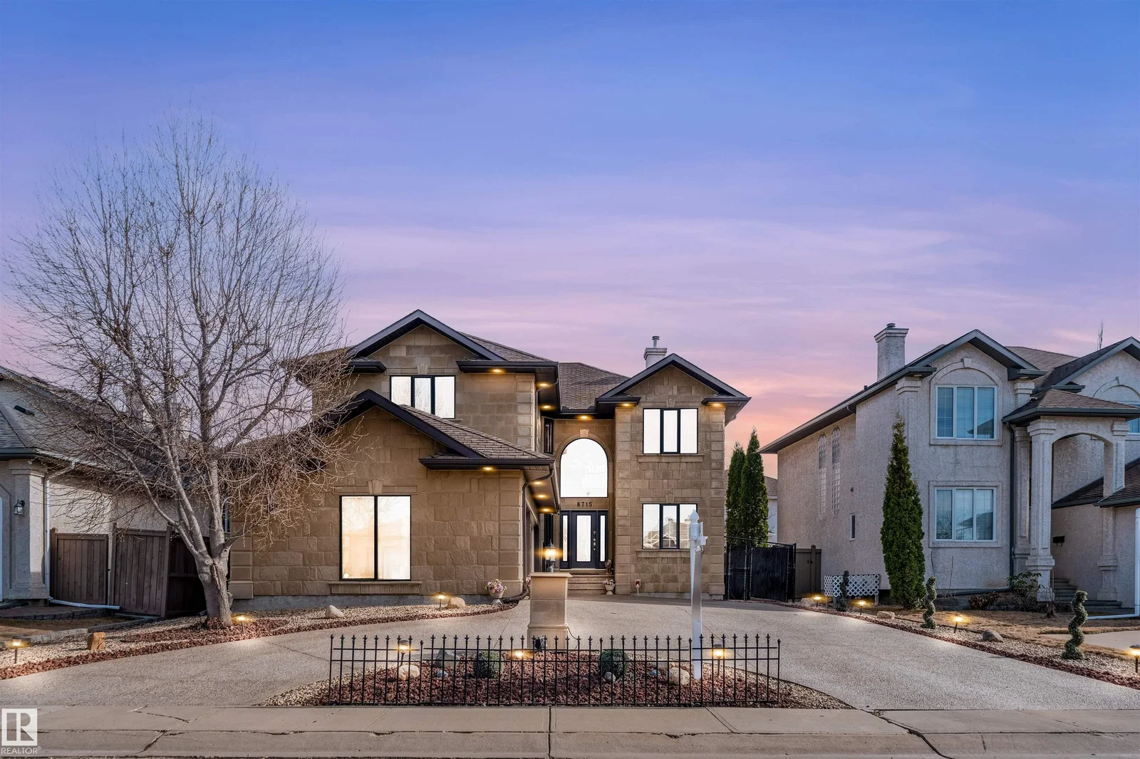 8715 160A AV NW, Edmonton - 4 bedroom Detached Single Family for sale