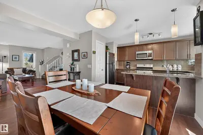 Interior photo 4 of 1786 CUNNINGHAM WY SW SW