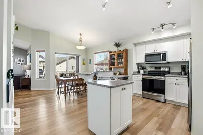 Interior photo 3 of 3426 21A ST NW