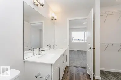 Interior photo 2 of 225 Wattle RD