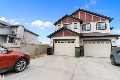 Interior photo 1 of 3314 9 ST NW NW