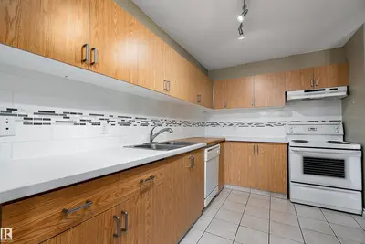 Interior photo 4 of #206 9929 113 ST NW