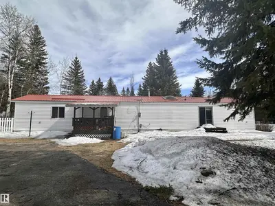 Interior photo 1 of 4914 51