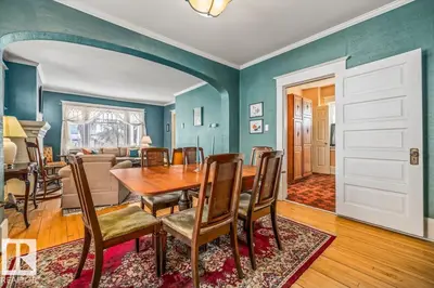 Interior photo 2 of 10818 125 ST NW