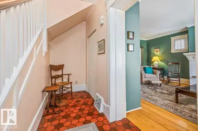 Interior photo 1 of 10818 125 ST NW