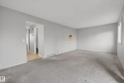 Interior photo 2 of 276 VANTAGE LN