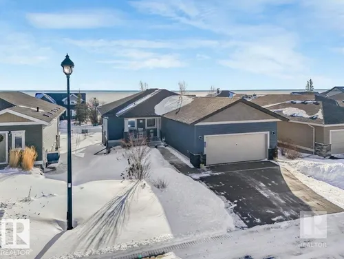 #209 55101 STE. ANNE TR, Rural Lac Ste. Anne County - $659,900