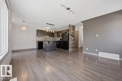 Interior photo 4 of #21 2005 70 ST SW