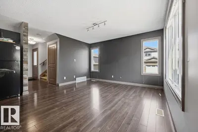 Interior photo 2 of #21 2005 70 ST SW